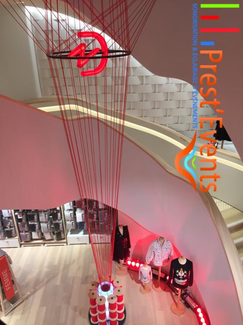 Inauguration du nouveau magasin et concept store DAMART Lille rue Faidherbe Sonorisation / Eclairage extérieur / Mise en lumire intérieure / Moquette rouge / Potelets